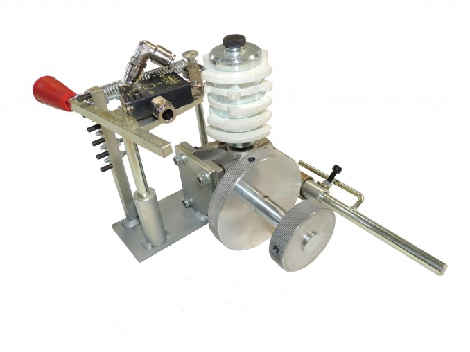 AUTOMATIC DEVICE FOR BROKEN LINES - ROAD MARKING MACHINES